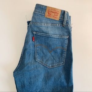 Levi’s 721 High-Rise Skinny Jeans
